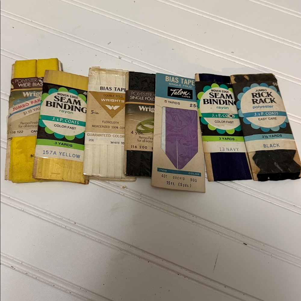 Assorted Rick Rack and Seam Binding Collection - Picture 4 of 4